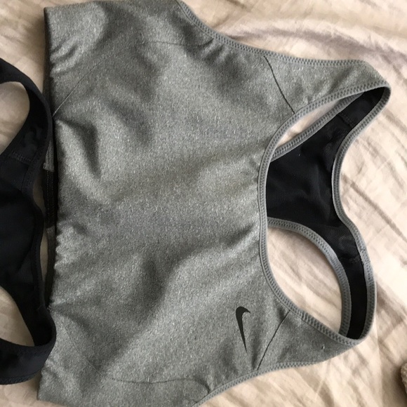 2 Nike Sports Bras Size Small - Picture 2 of 2
